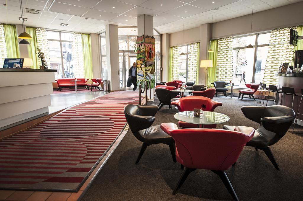 Hotel Uppsala Bagian luar foto
